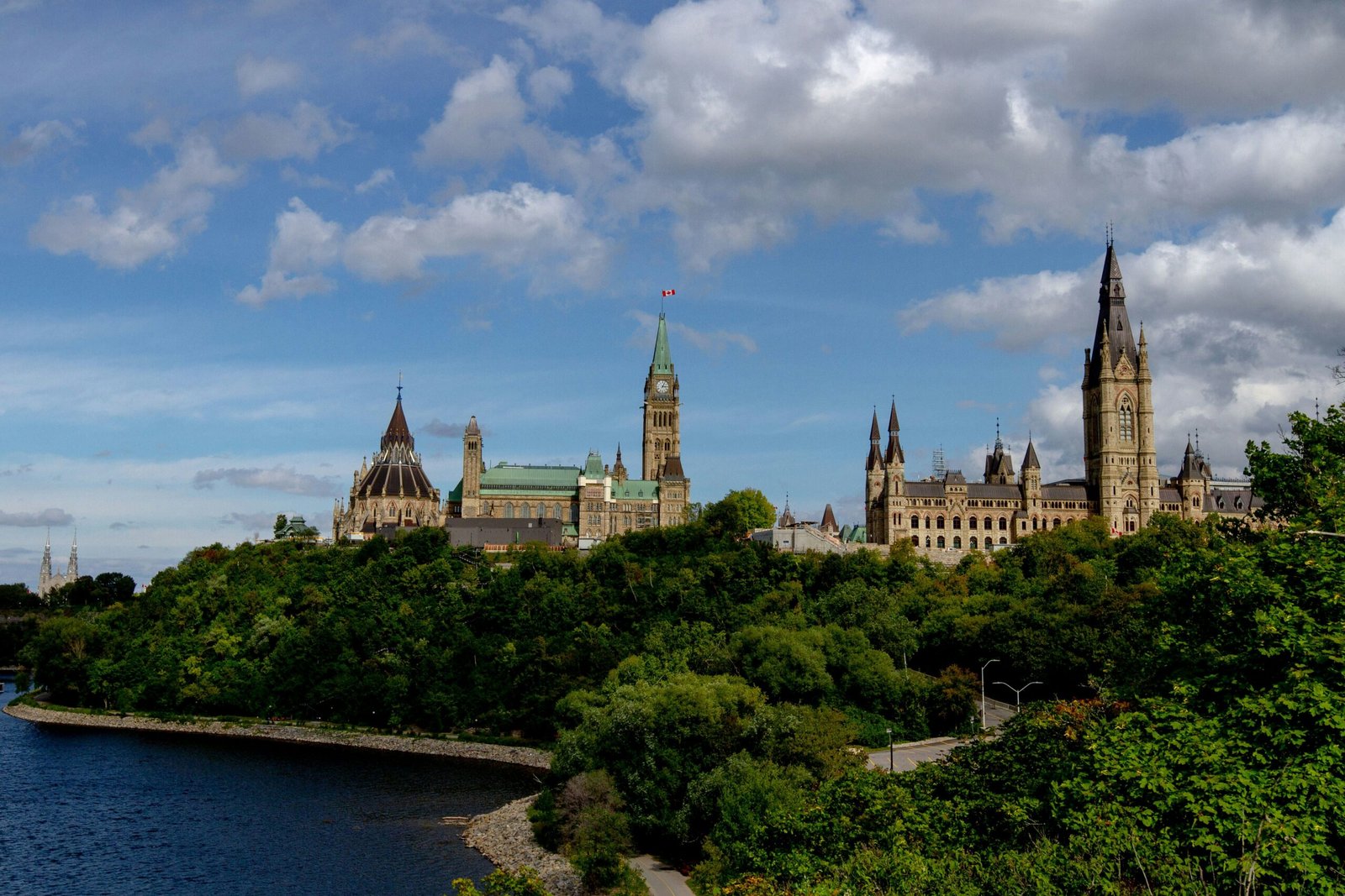 A photo of Ottawa.